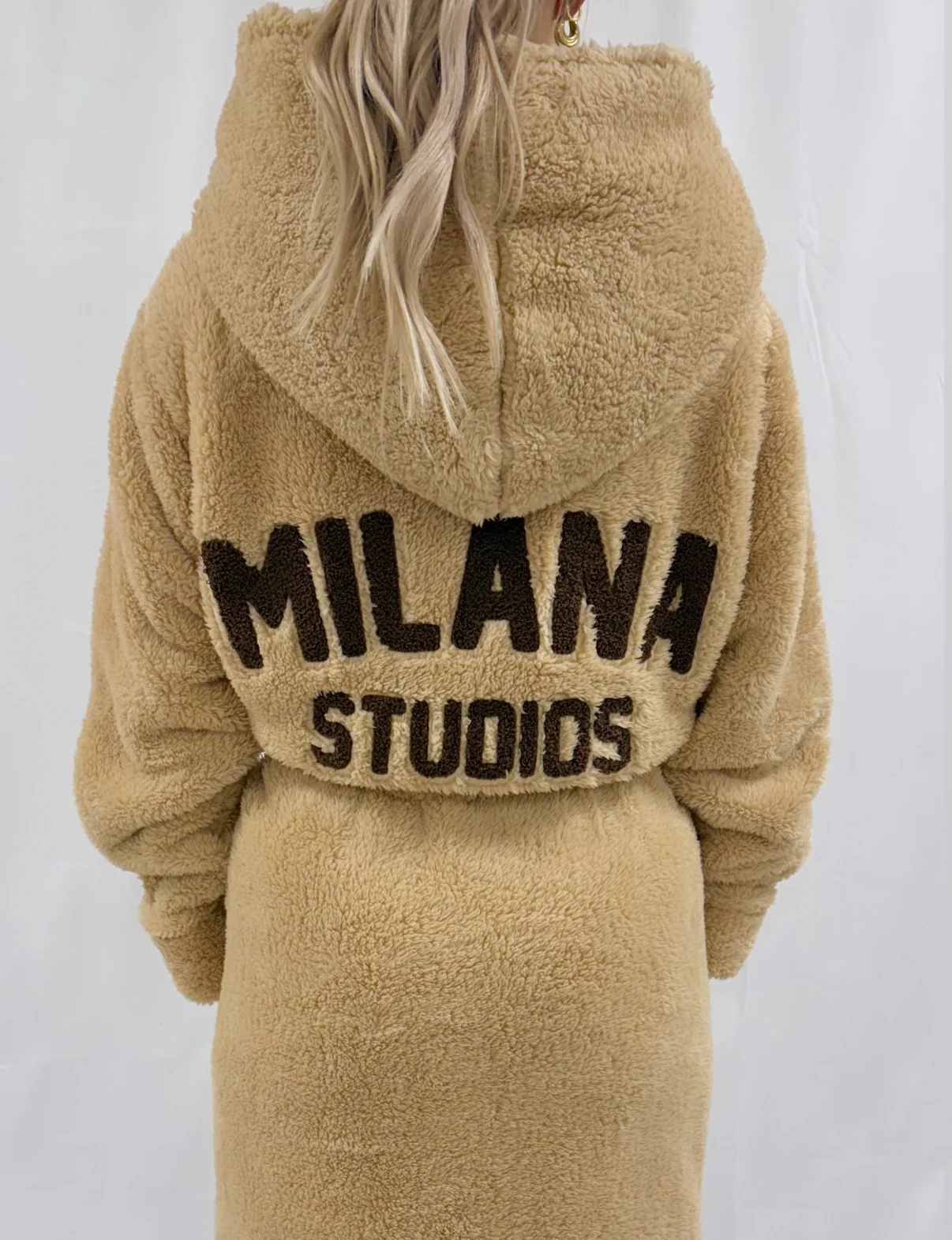 Beige Milana Dressing Gown. - Image 3
