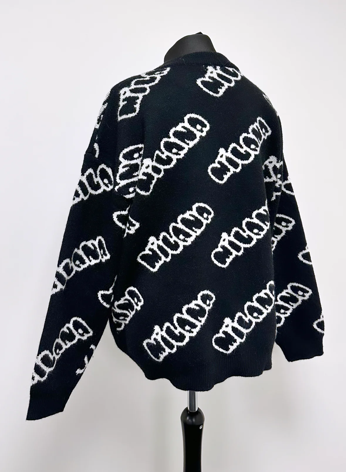 Black Bubble Heavyweight Knit Sweatshirt. - Image 5