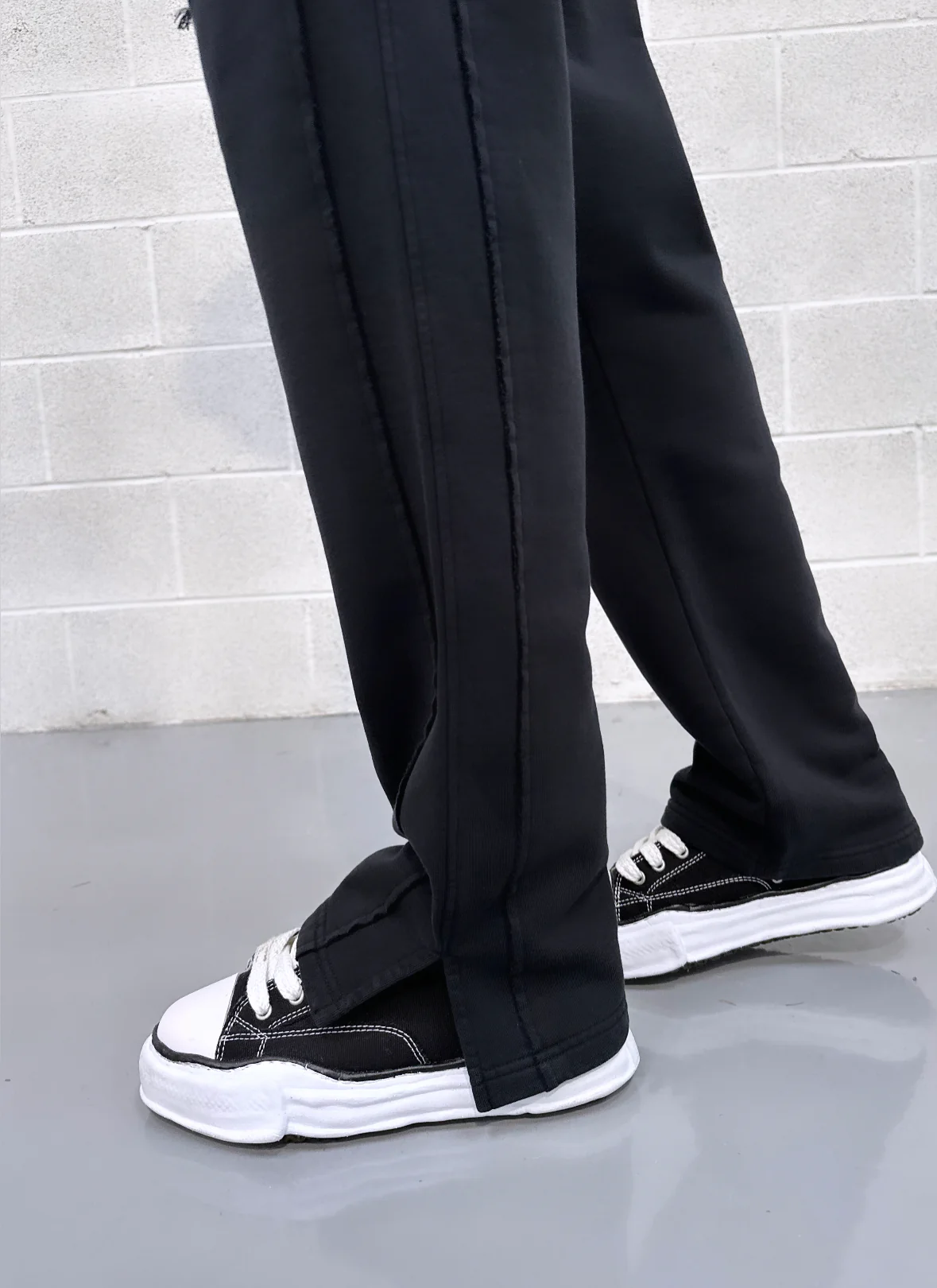 Black Bubble Split Sweatpants. - Image 4