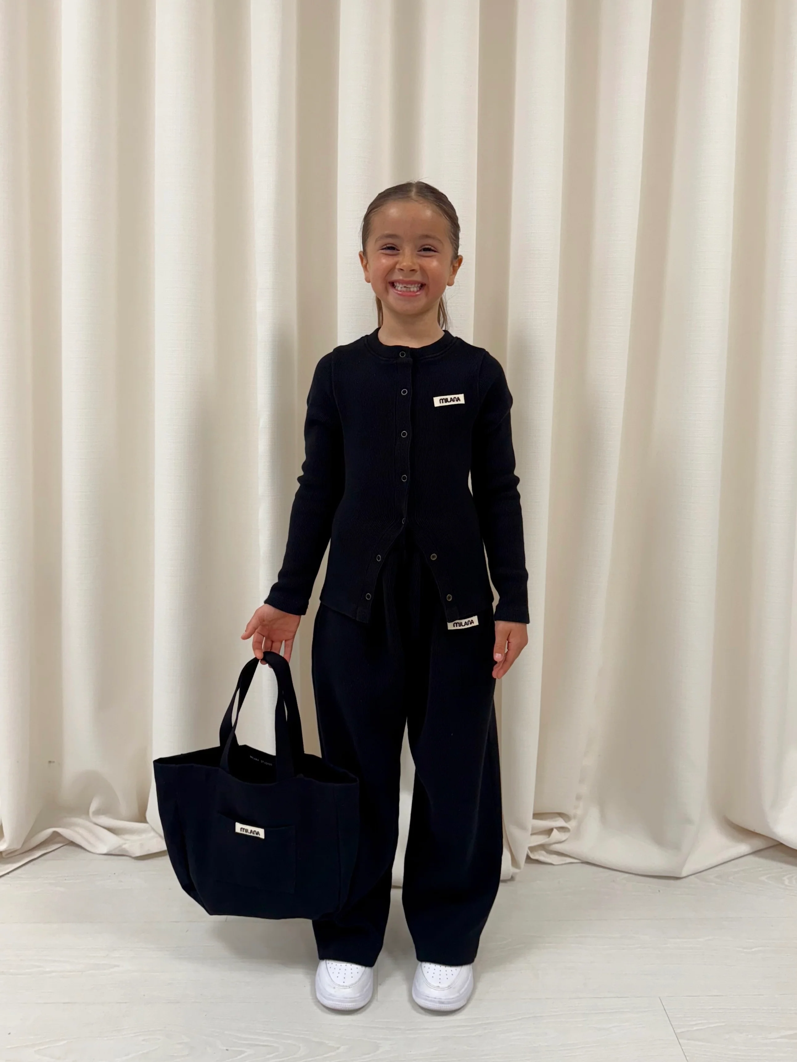 Black Core Soft Rib Kids Sweatpants. - Image 3