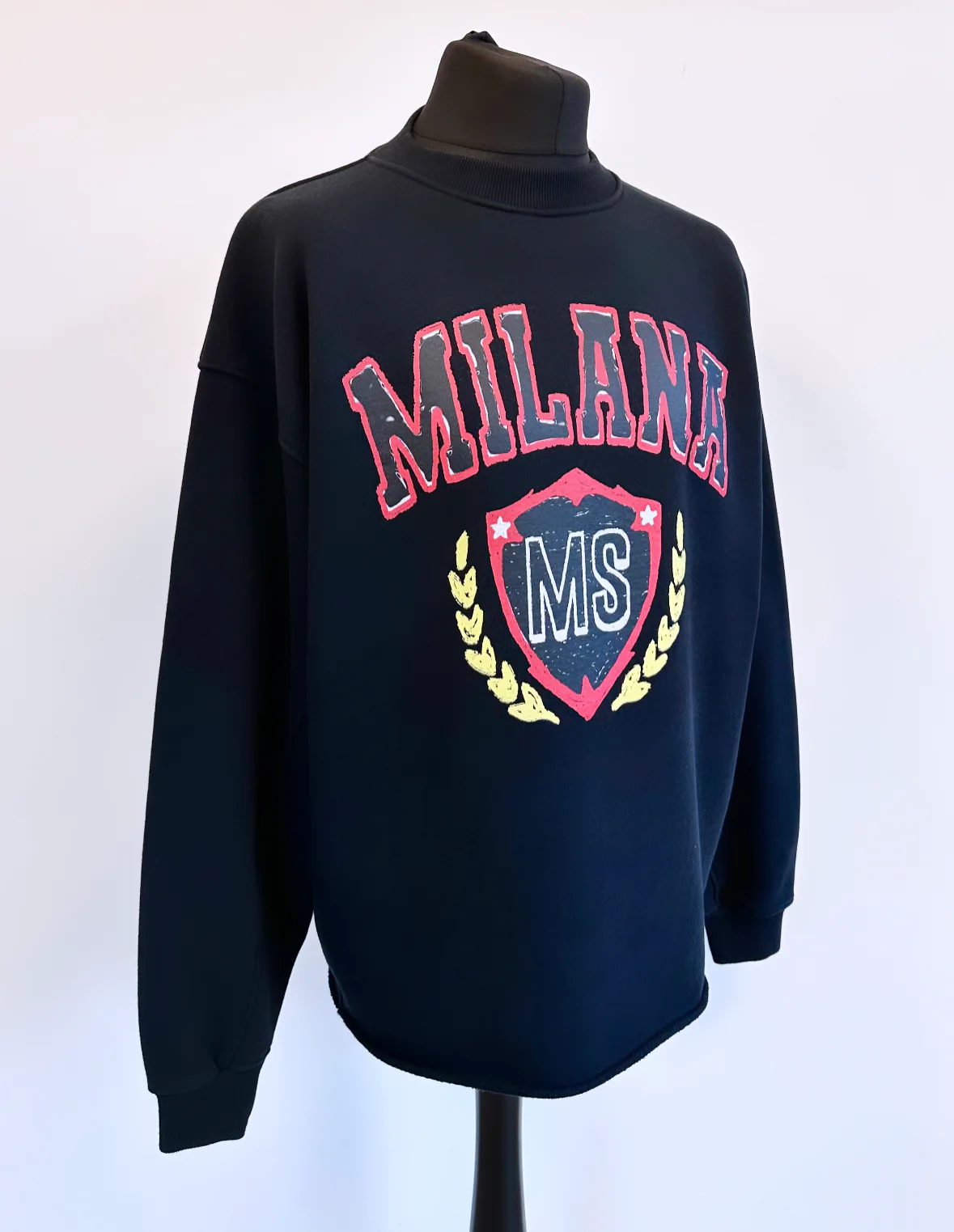 Black Heavyweight Crest Open Hem Sweatshirt. - Image 3