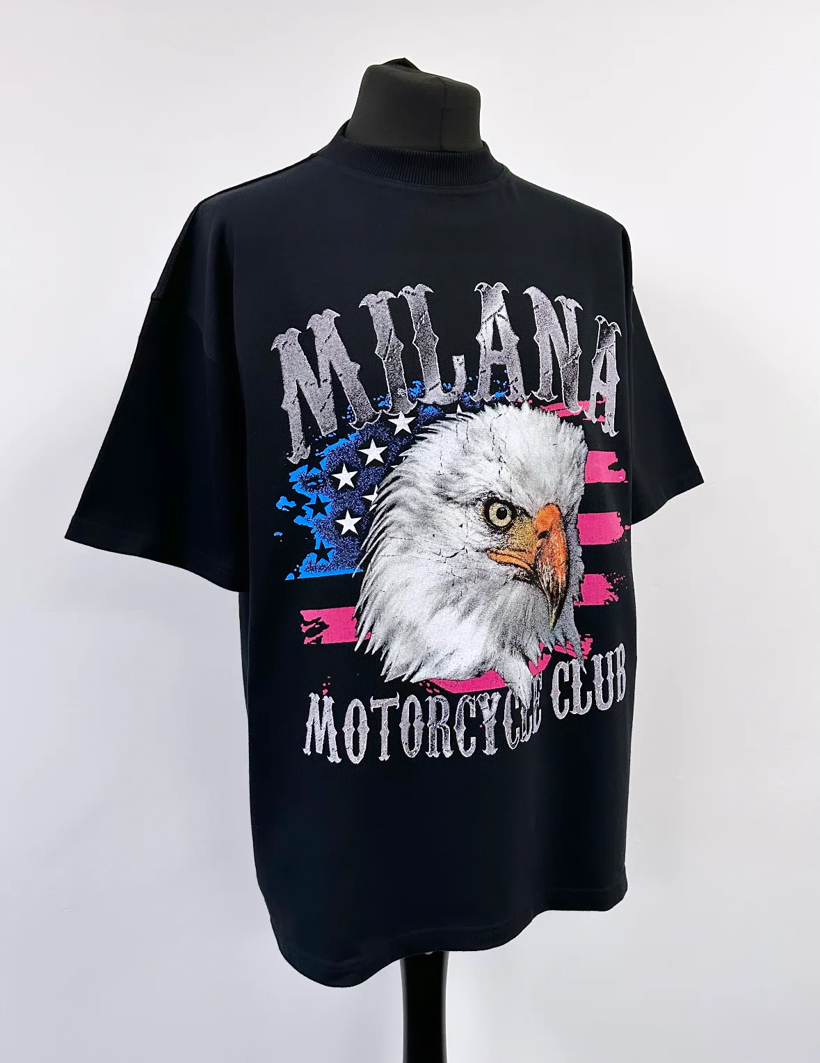Black Heavyweight Vintage T-shirt. - Image 3