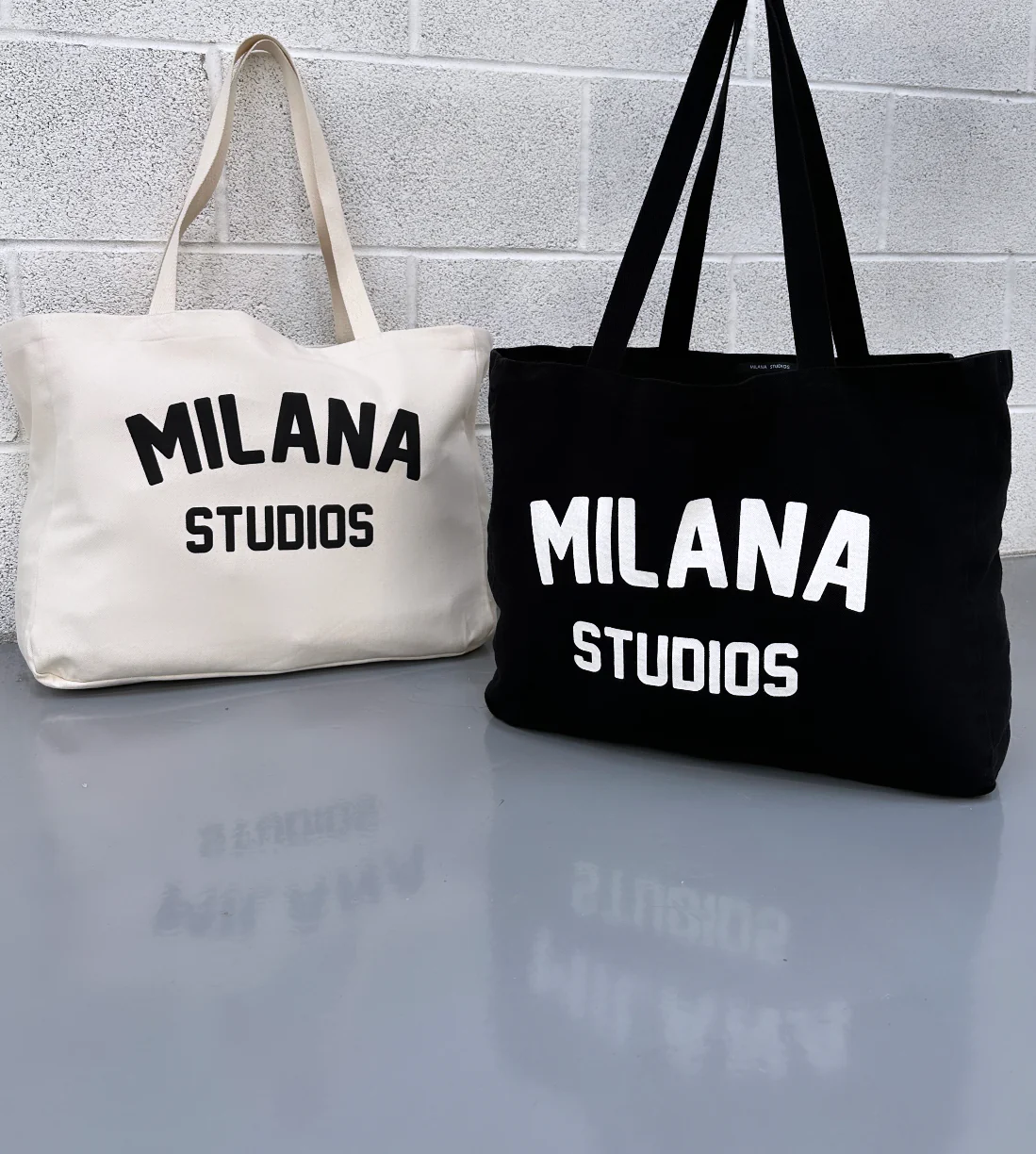 Black Milana Tote Bag. - Image 3