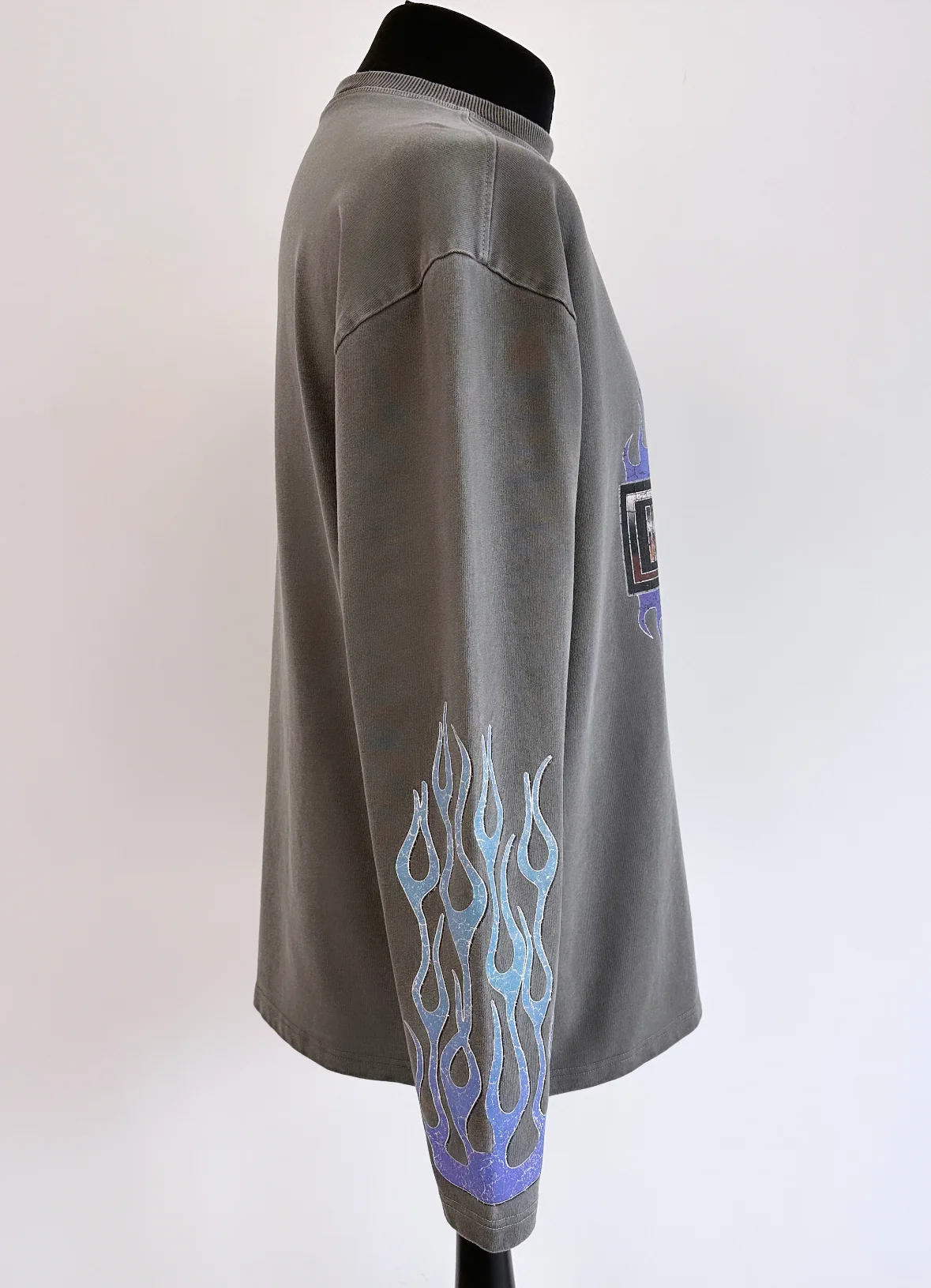 Charcoal Harley Heavyweight Long-sleeve T-shirt. - Image 4