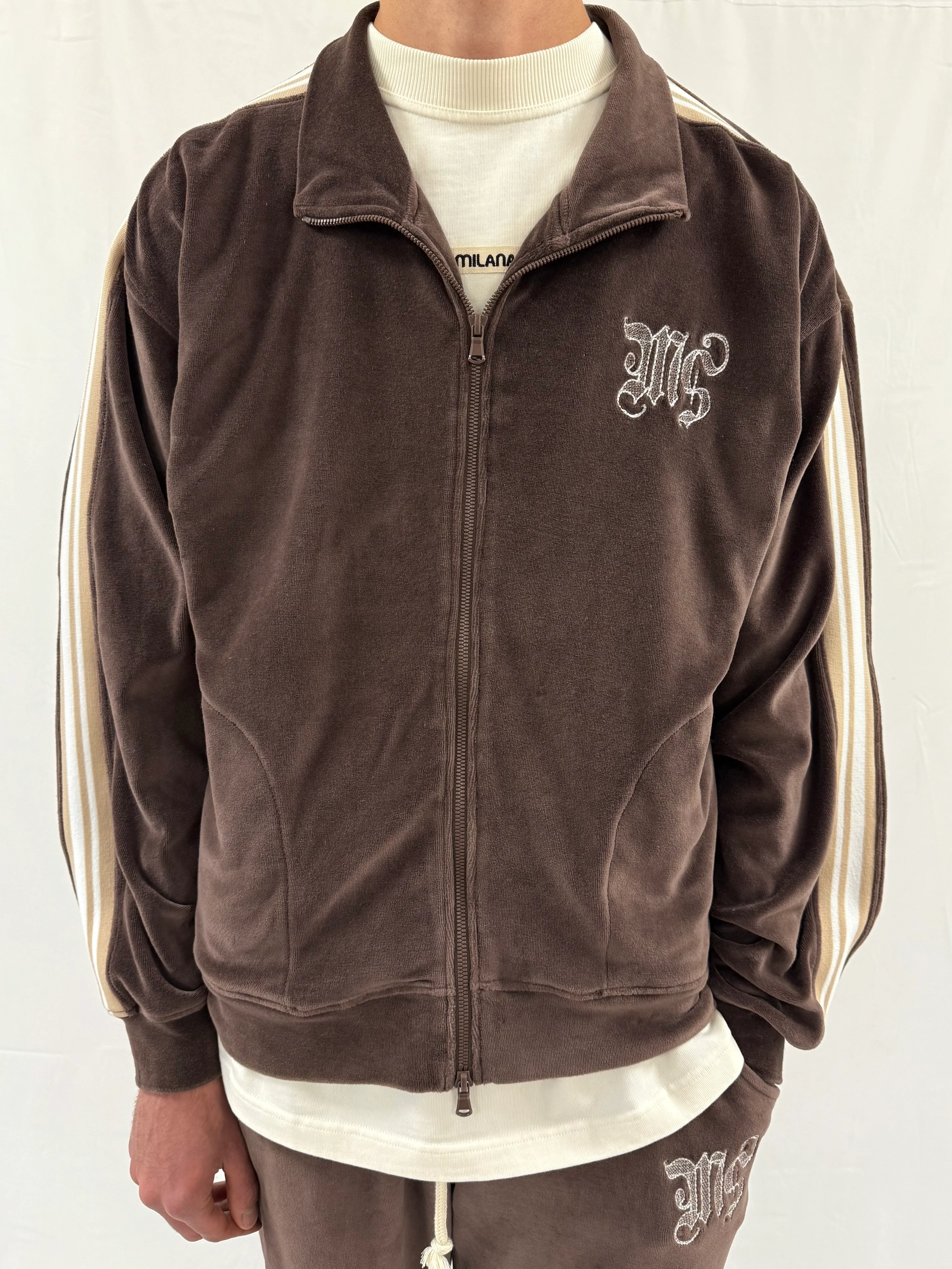 Chocolate Brown Velour Zip Jacket. - Image 3