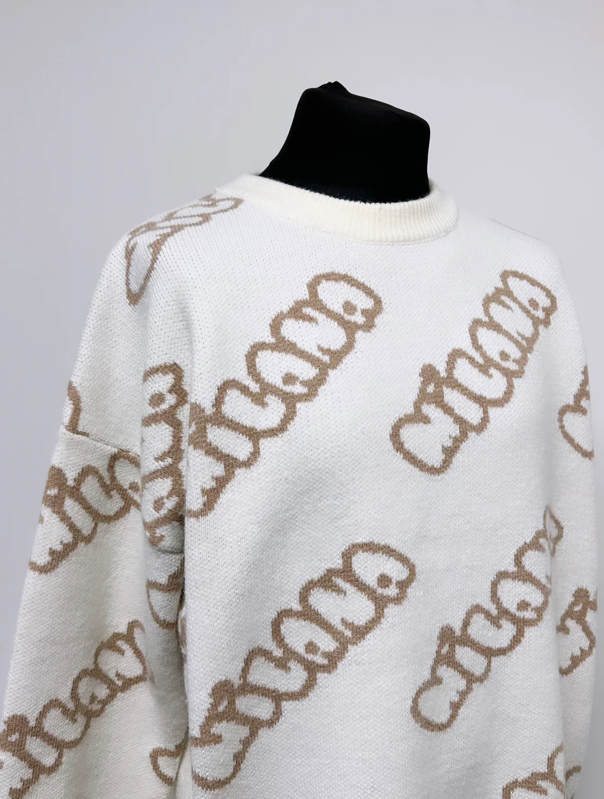 Cream Bubble Heavyweight Knit Sweatshirt. - Image 4