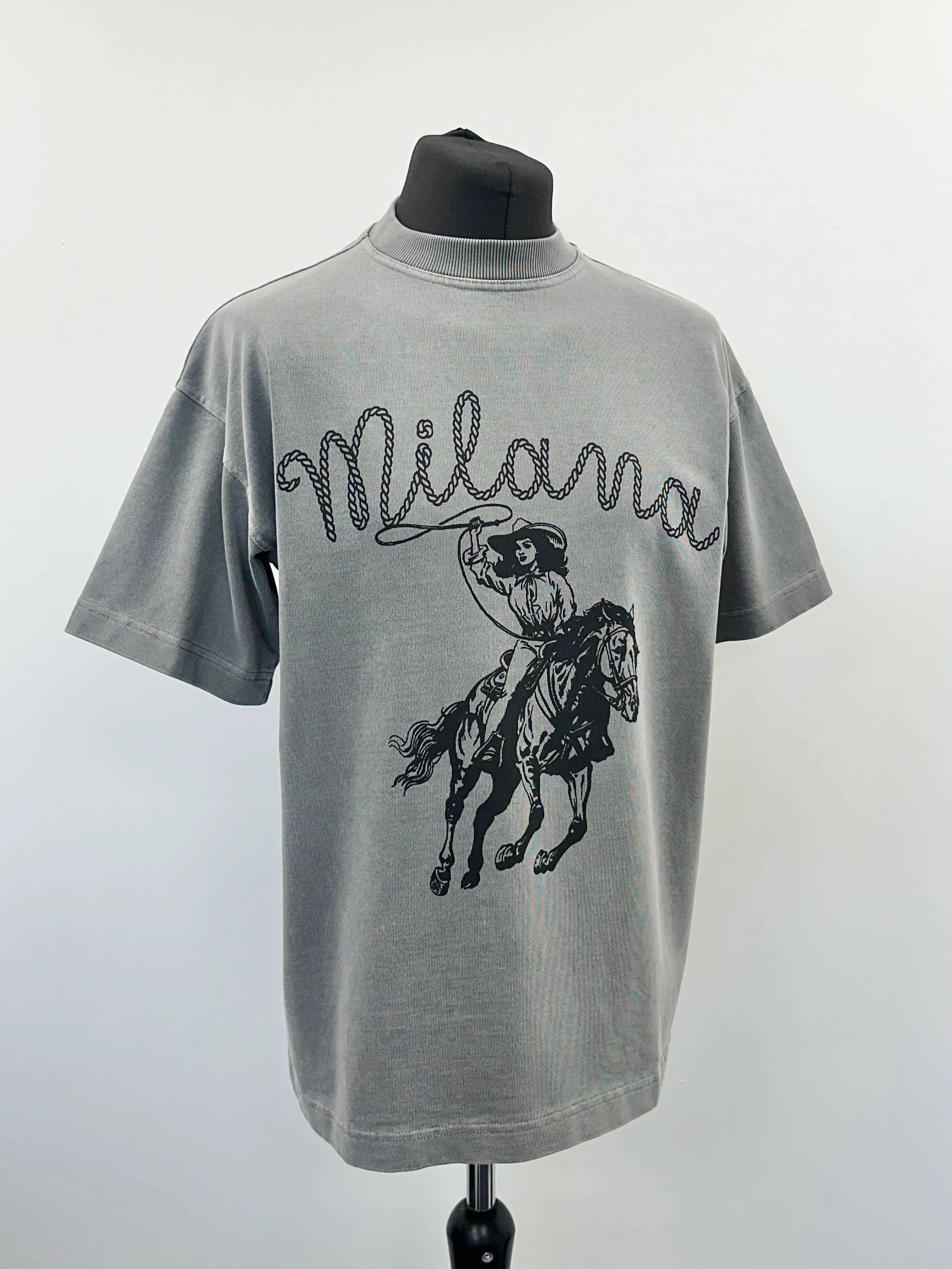 Washed Charcoal Cowgirl Heavyweight T-shirt. - Image 3