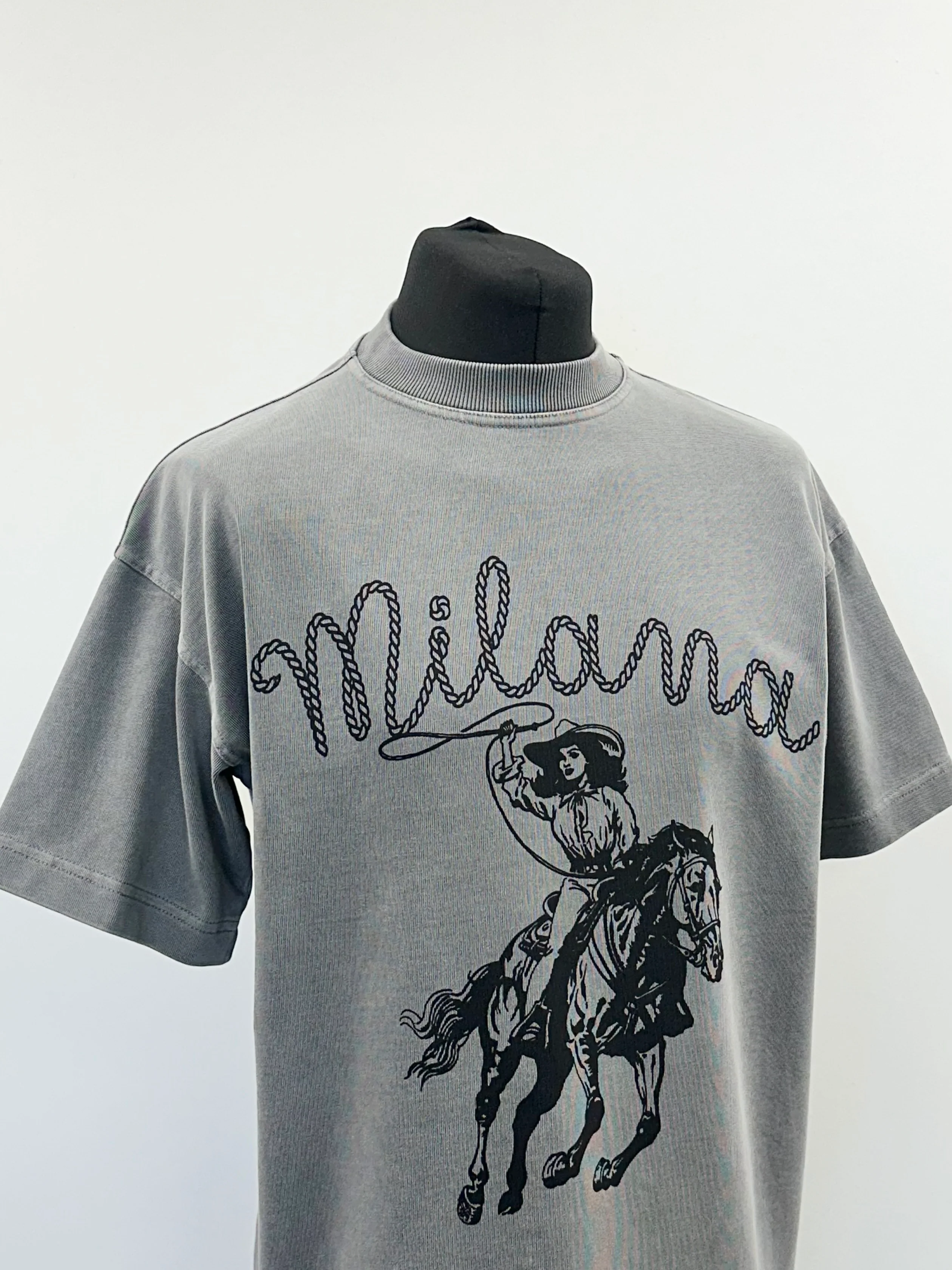 Washed Charcoal Cowgirl Heavyweight T-shirt. - Image 4